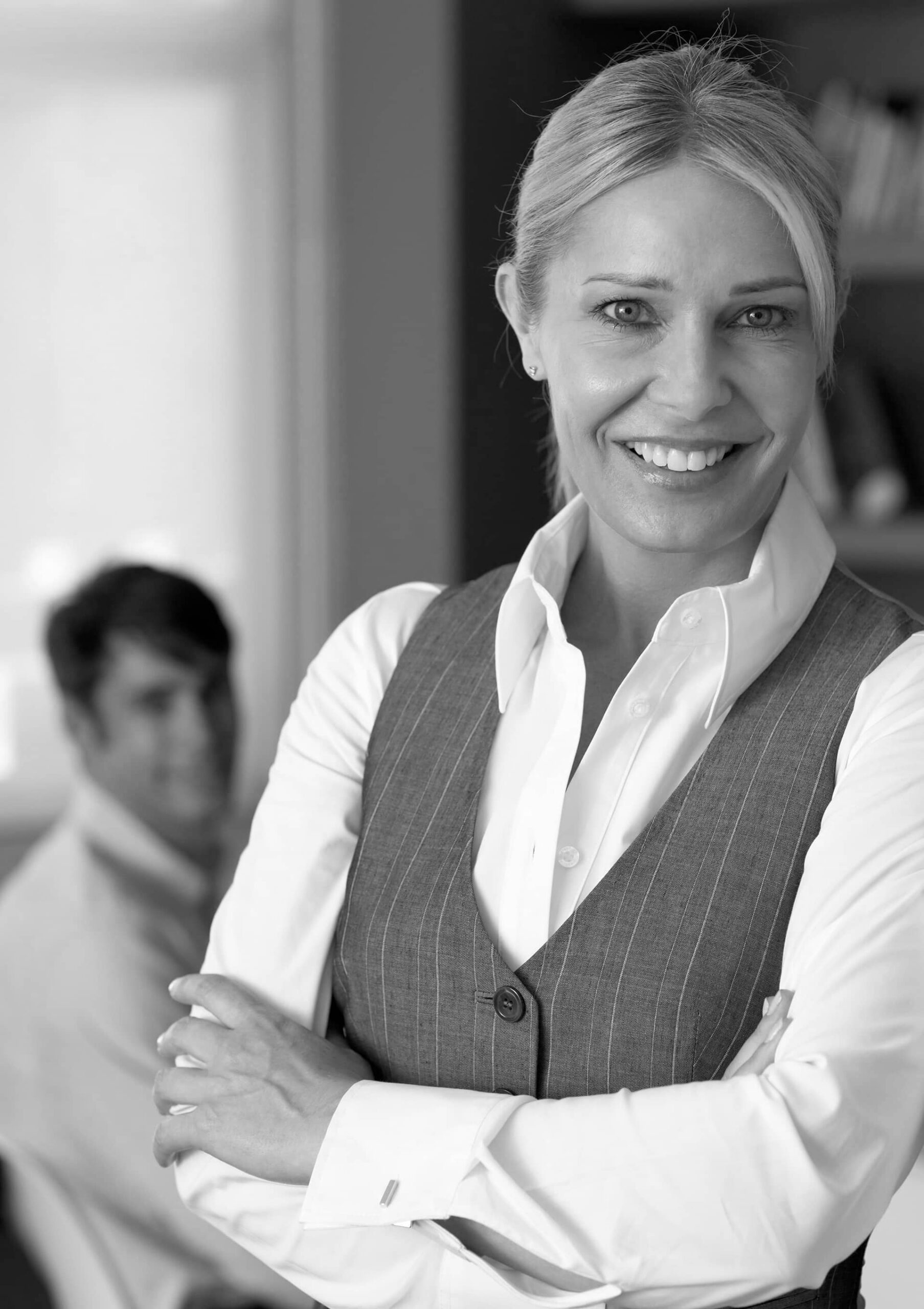 businesswoman-vertical-1920×2720